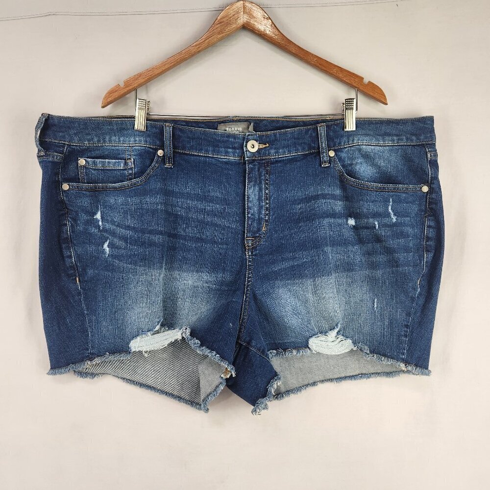Torrid Denim Cut Off Jean Shorts 26 High Rise 3 inch Inseam Stretch Blue Raw Hem